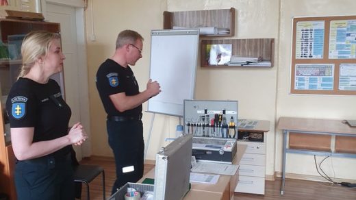 Pazintis su profesija 02