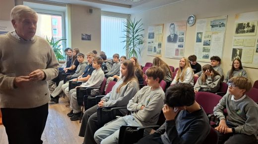 Isvyka i Siauliu apygardos teisma pazintis su teises pasauliu